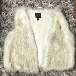 Thalia Sodi Faux Fur Sleeveless Vest Coat